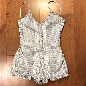 H&M Petite White Romper. Great Quality/Barely Worn